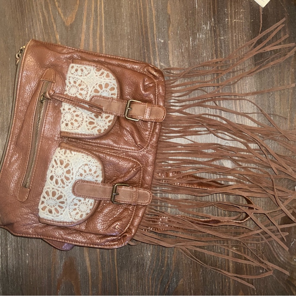 Cognac crochet purse tshirt and jeans purse from Tillys
